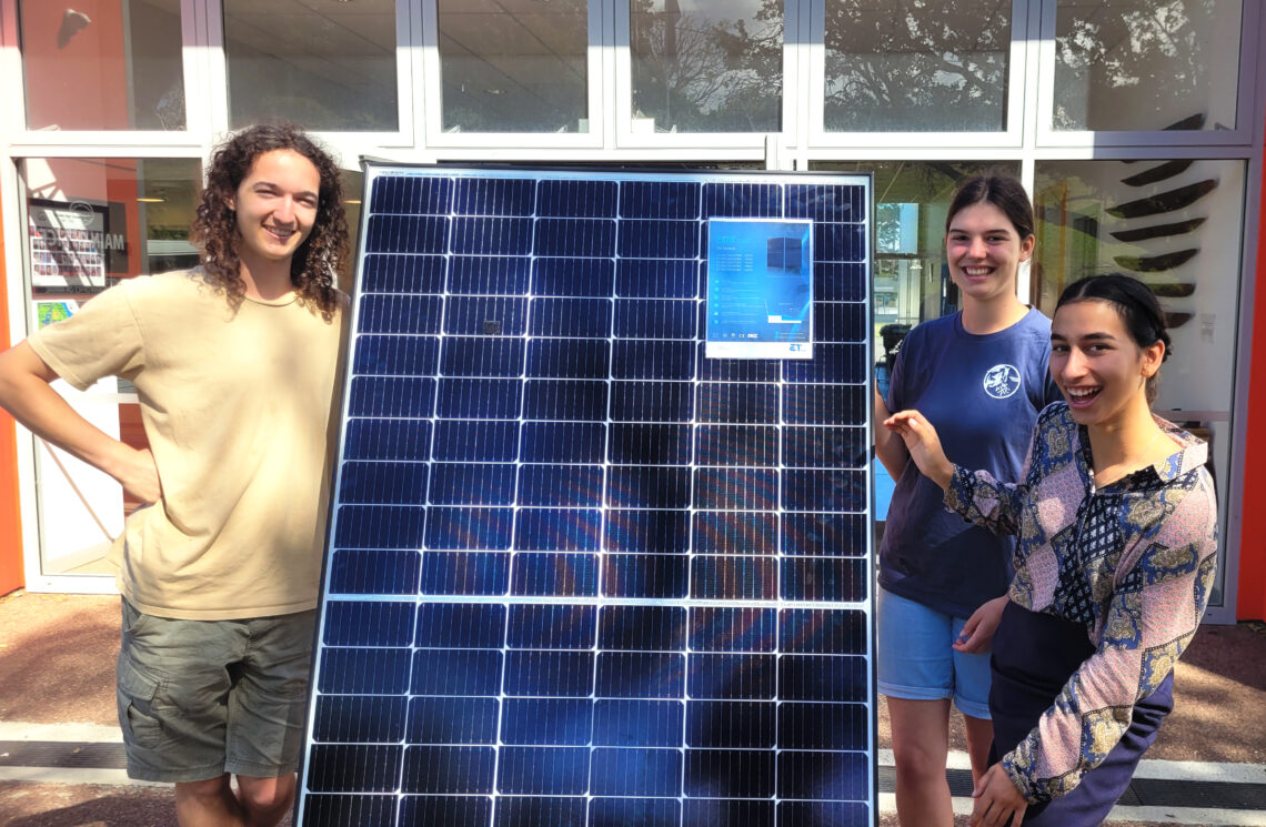 WHS Students with Solar Panel